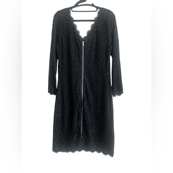 Diane Von Furstenberg  Black Lace Sheath Mini Dress 3/4 Sleeve Scoop Neck Sz 12 - Picture 7 of 9